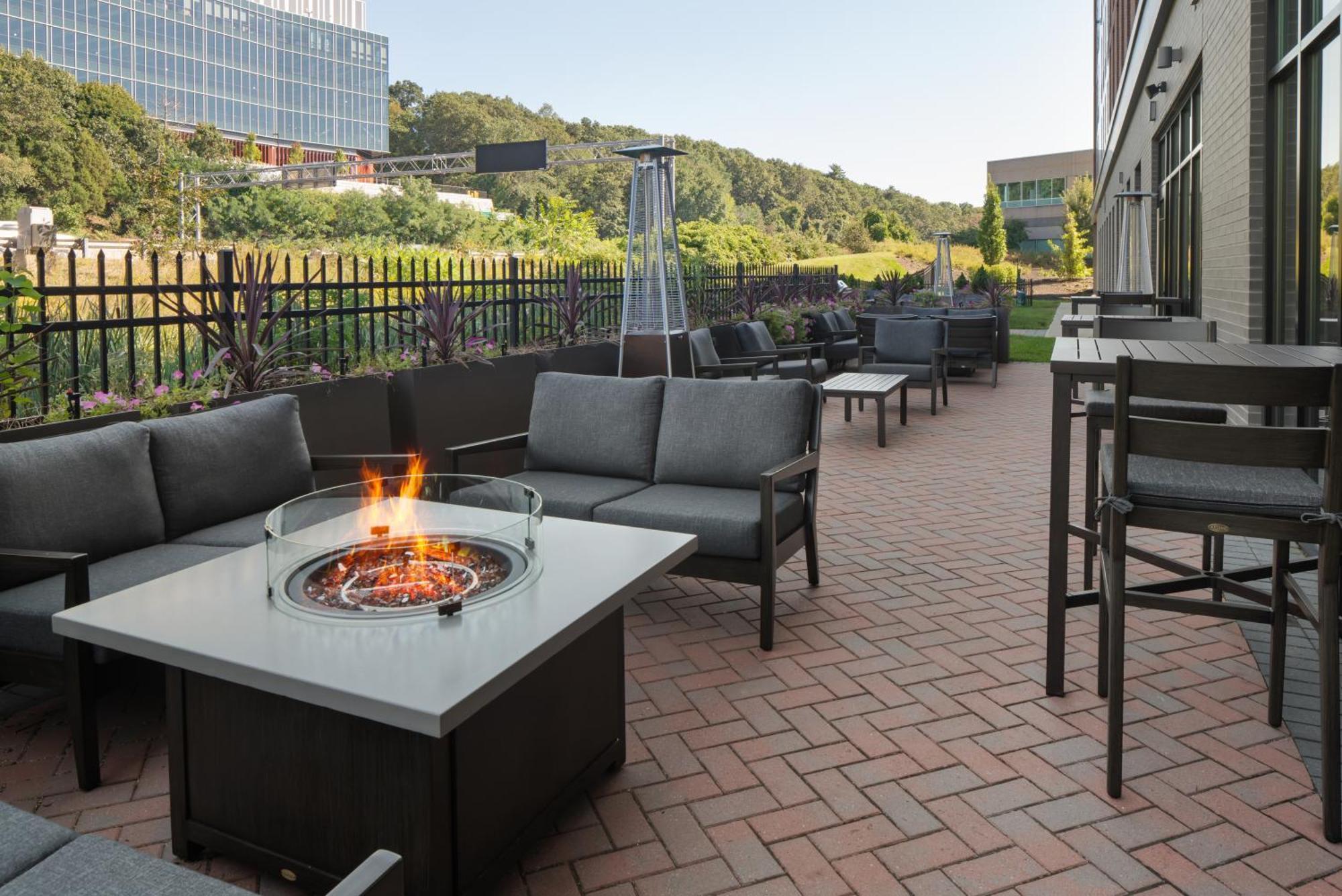 Residence Inn By Marriott Boston וולטהאם מראה חיצוני תמונה